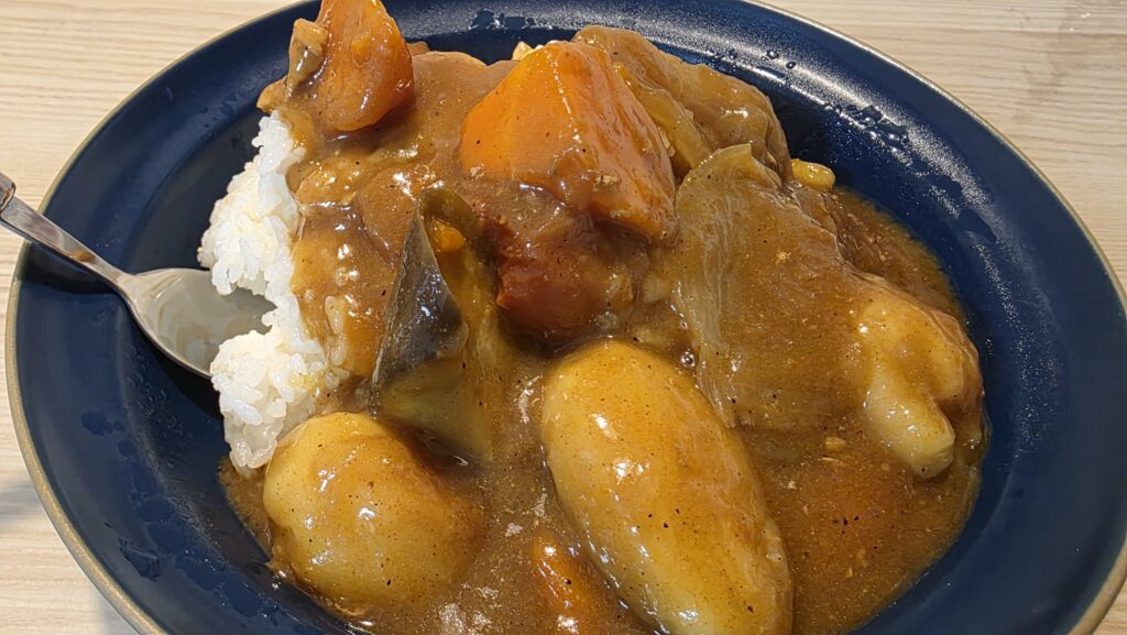 一晩寝かせたカレーライス